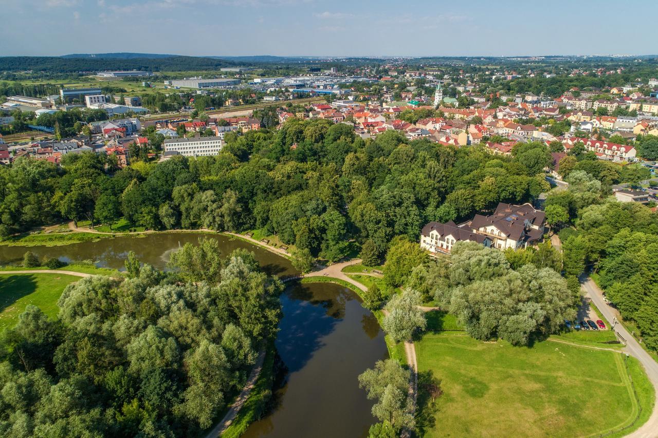 Dworek Skawiński Skawina Zewnętrze zdjęcie